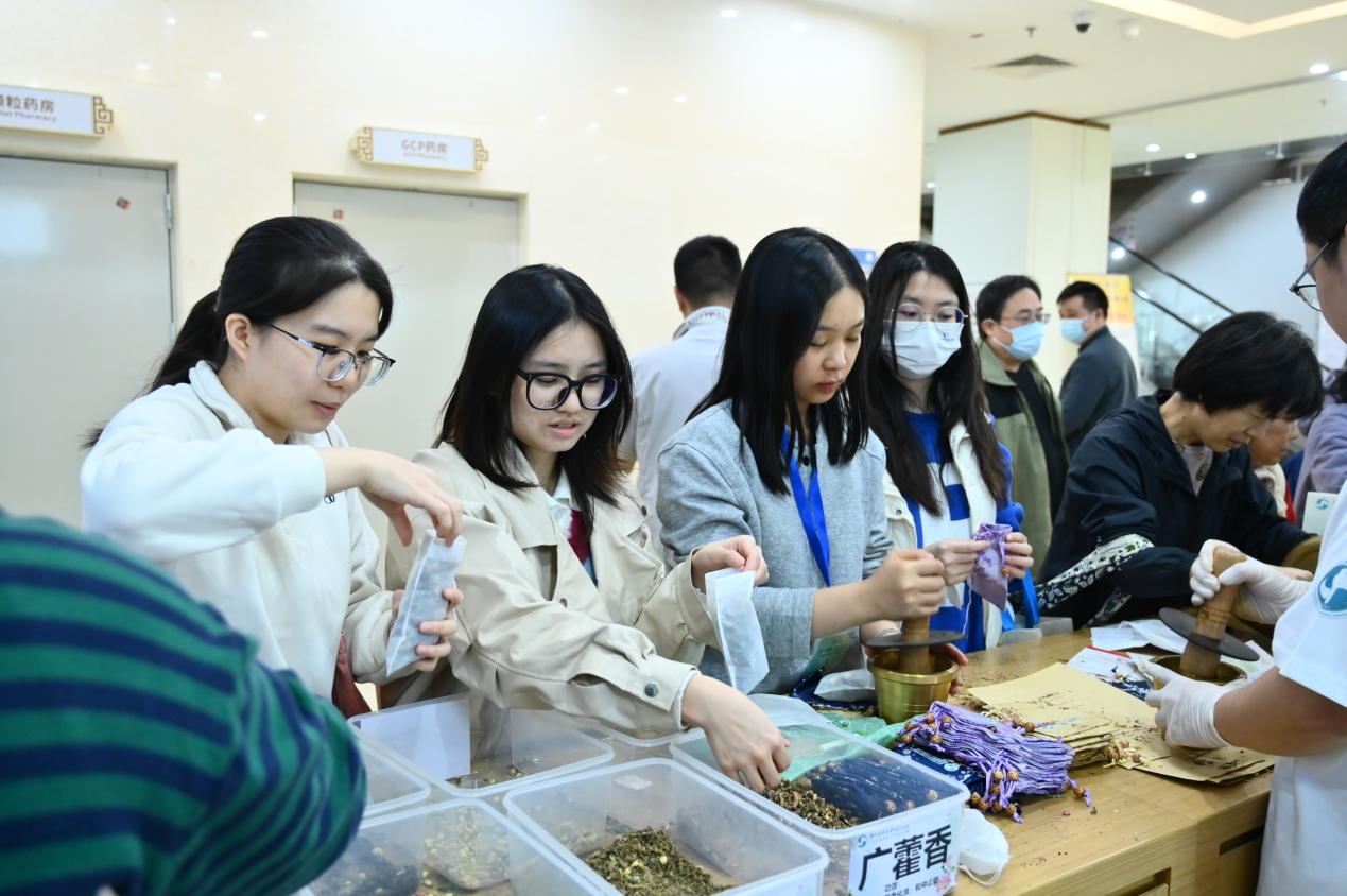 1764482472682360.png 图片7.png